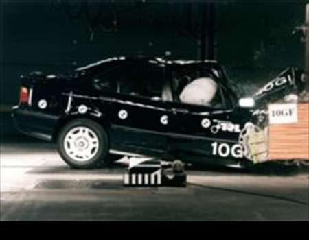 Краш тест BMW 3 Series (1997)